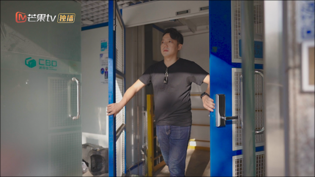 “80后”青年帮助社区居民储存爱与回忆,《我们都是追梦人》走进创业者曹肇棆(图1) “80后”青年帮助社区居民储存爱与回忆,《我们都是追梦人》走进创业者曹肇棆(图1)